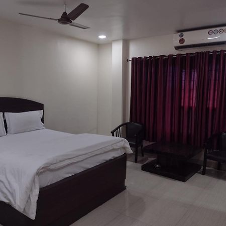 Hotel Annapurna Guntūr Esterno foto